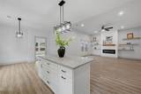 1015 Holiday - Photo 12