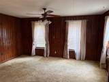 403 Avenue E Avenue - Photo 8