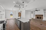 319 Newport - Photo 17