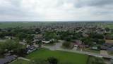 611 Ash Street - Photo 4