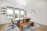 2813 Walker Way - Photo 14