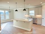729 Crewe Lane - Photo 3