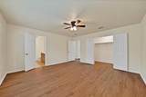 1405 Oak Hollow Lane - Photo 17
