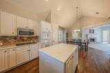 703 Henderson Court - Photo 15