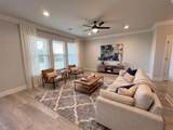 809 Venecia Drive - Photo 3