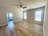 809 Venecia Drive - Photo 5