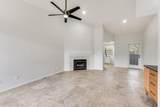 401 Pebble Way - Photo 3