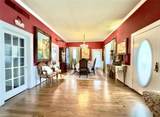 605 Davis Street - Photo 4