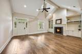 895 Ivy Lane - Photo 6