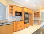 924 Lands End Cove - Photo 7