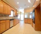 924 Lands End Cove - Photo 8