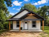 22789 Creekwood Drive - Photo 2