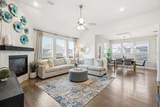 700 Sahallee Drive - Photo 4