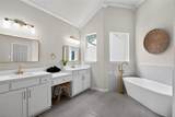 909 Saint Andrews Place - Photo 20