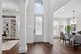 909 Saint Andrews Place - Photo 4