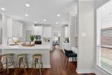 909 Saint Andrews Place - Photo 9