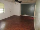 909 Wilton Place - Photo 3