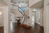 802 Shadybrook Drive - Photo 2