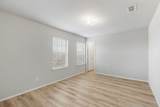 1725 Crescent Oak Street - Photo 33