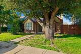 10464 Woodleaf Drive - Photo 9