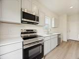 936 Holly Avenue - Photo 6