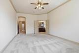 411 Devonshire Drive - Photo 19