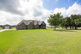 104 Rattling Antler Court - Photo 27