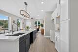 804 Premier - Photo 16