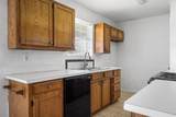 118 Windsor Drive - Photo 9
