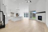 3452 Ashland Avenue - Photo 3