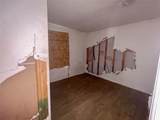 1504 Avenue D - Photo 10