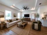 5208 Helmick - Photo 4