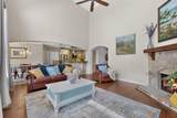 10215 Asheboro Street - Photo 9