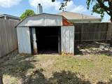 210 Windsor - Photo 22
