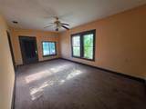 905 Walker Street - Photo 3