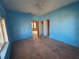 905 Walker Street - Photo 4