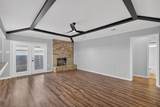 10524 Ravenscroft - Photo 6