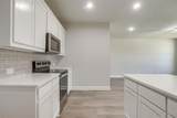 6916 Houndstooth Place - Photo 18