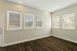 324 Feliks Gwozdz Place - Photo 8