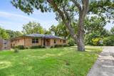 600 Young Boulevard - Photo 2