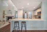 704 Creekwood Drive - Photo 10