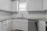 529-531 Ball Street - Photo 3