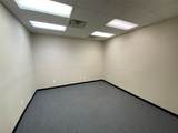 114 Jordan Plaza Boulevard - Photo 7