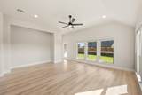 909 Driftwood Lane - Photo 17
