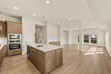 909 Driftwood Lane - Photo 9
