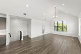 2526 Campden Mews - Photo 20