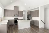 2526 Campden Mews - Photo 21
