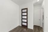 2526 Campden Mews - Photo 4