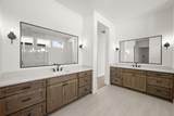 4728 Hawthorn Hills Lane - Photo 34