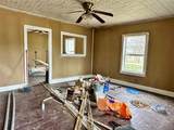 6049 Farm Road 3236 - Photo 7